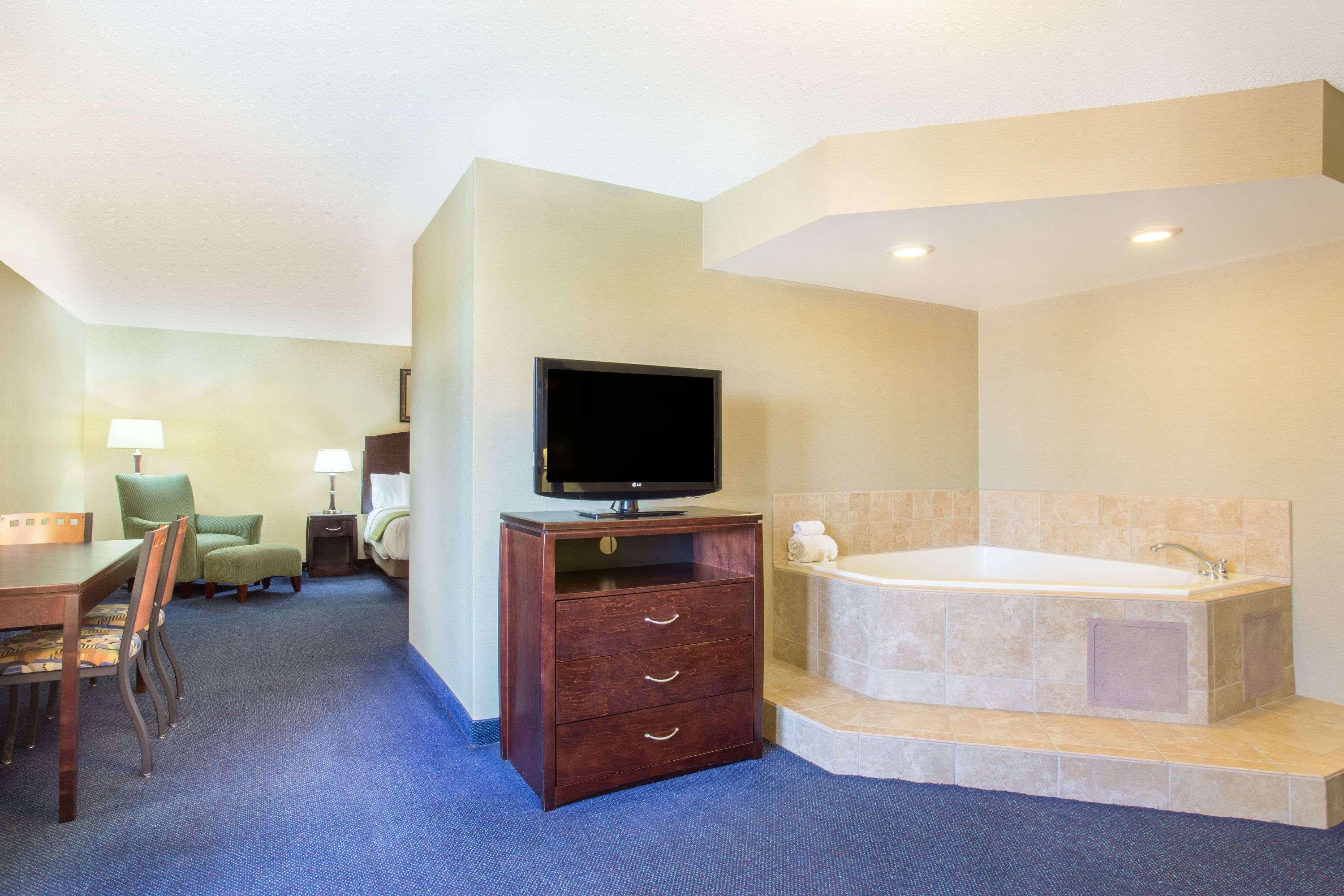 Days Inn & Suites By Wyndham Mesa Near Phoenix Luaran gambar