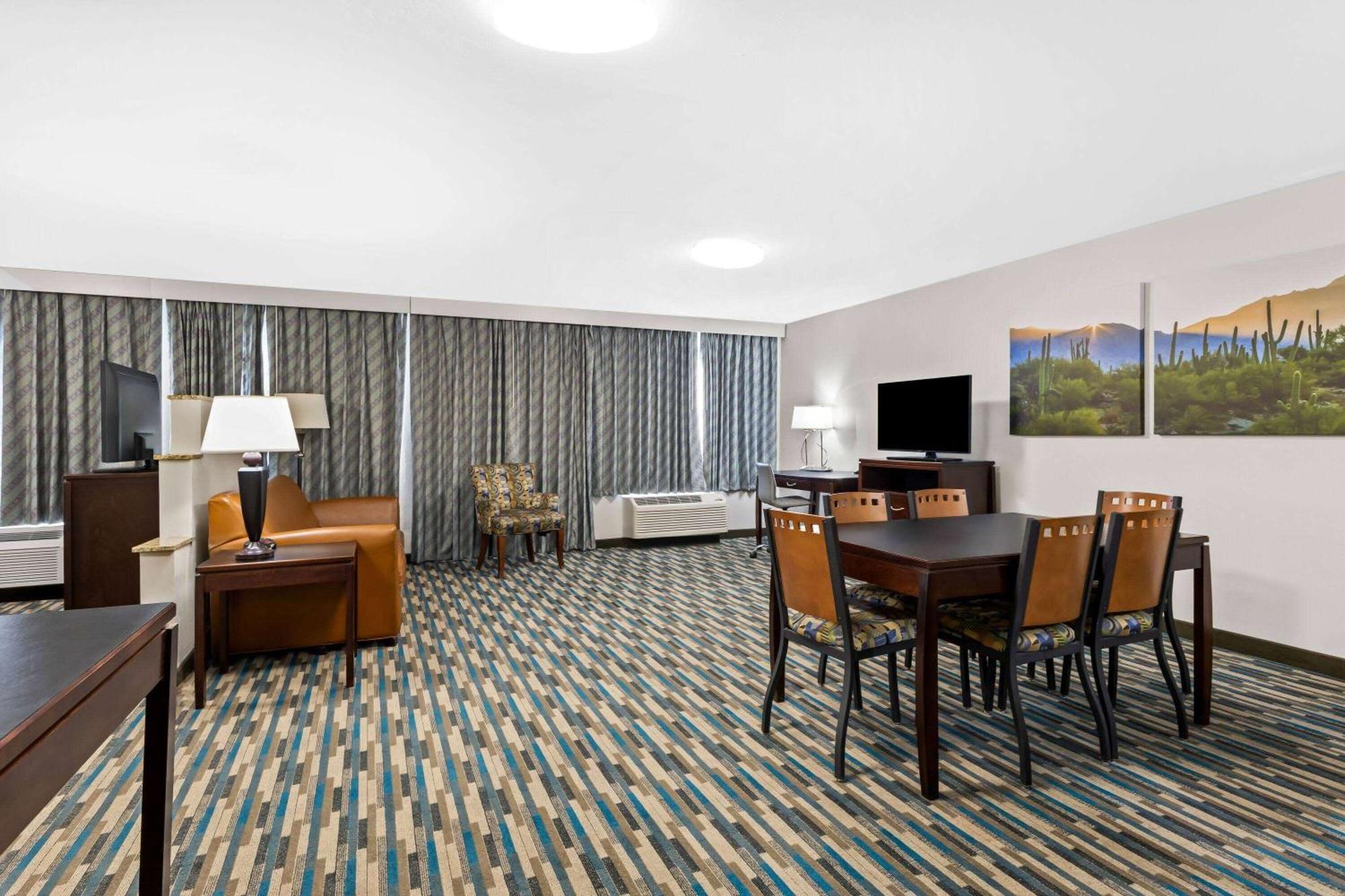 Days Inn & Suites By Wyndham Mesa Near Phoenix Luaran gambar
