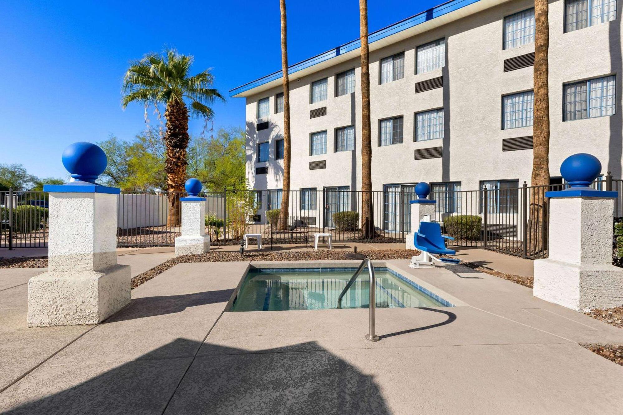 Days Inn & Suites By Wyndham Mesa Near Phoenix Luaran gambar